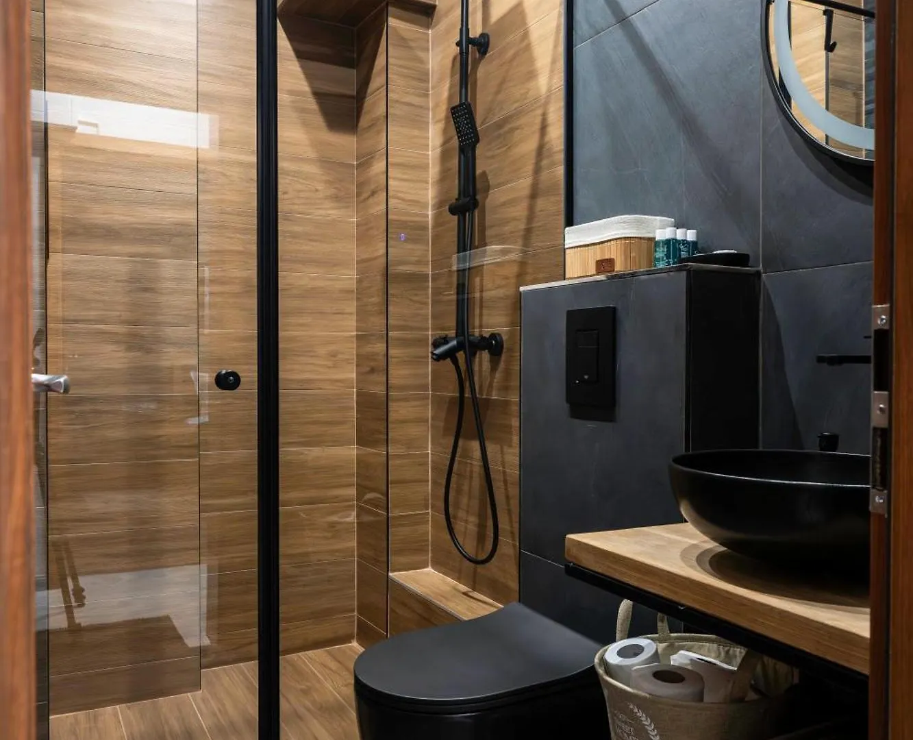 Lux Flat Next To Park With Working Space By Flat Mаnager Sofia Apartment