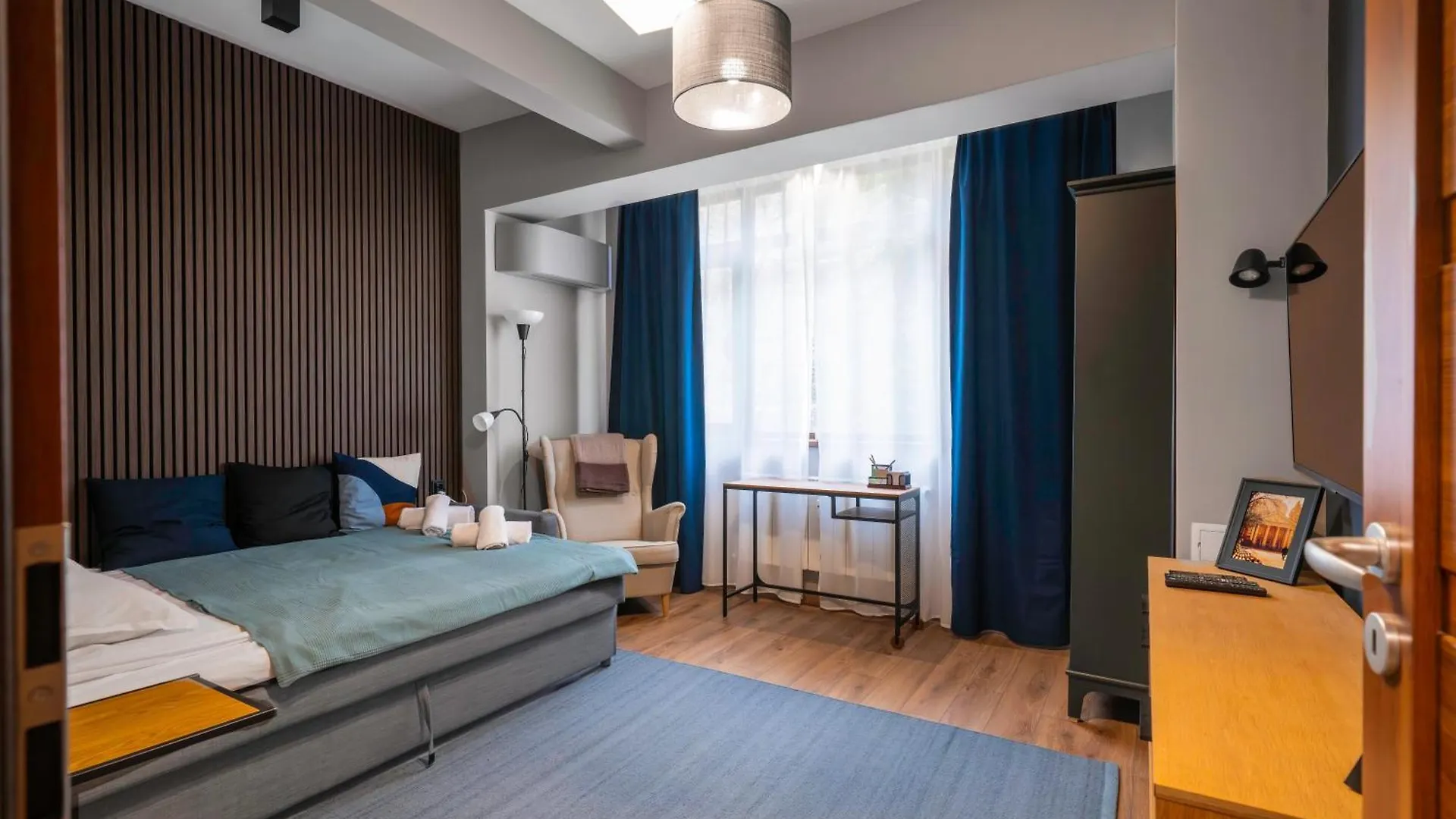 Apartment Lux Flat Next To Park With Working Space By Flat Mаnager Sofia Bulgaria